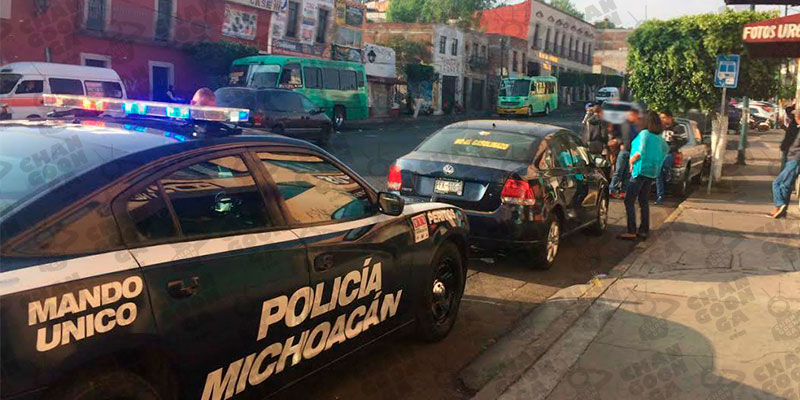 #Morelia-Padre-E-Hija-Que-Iban-En-Moto-Son-Embestidos-Por-Un-Coche