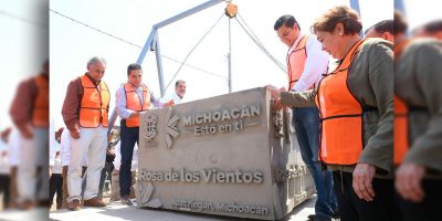 Silvano-Aureoles-obra-Rosa-de-los-Vientos-Apatzingan