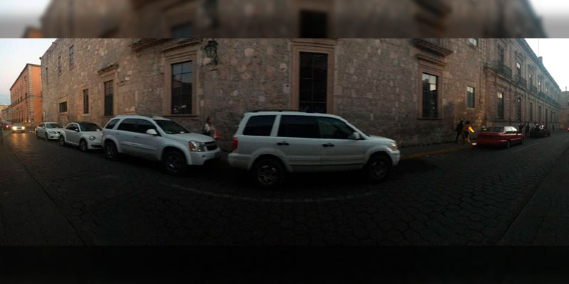 carros-estacionados-centro-Morelia