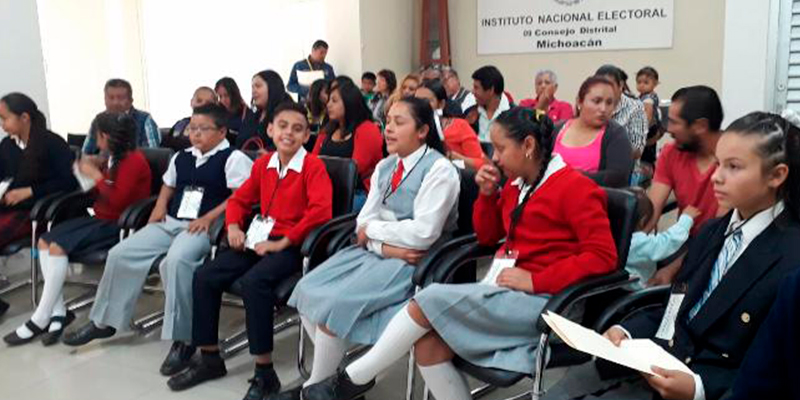cabildo-infantil-Uruapan