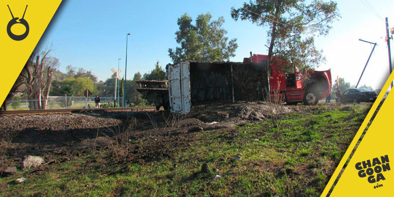 choque-tren-trailer-Morelia-3