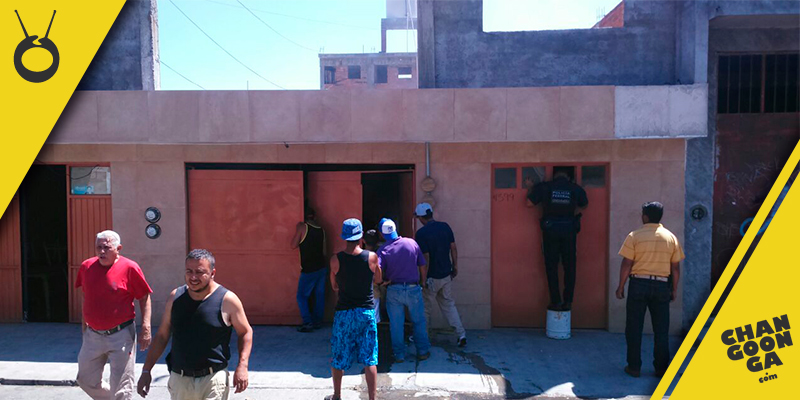 policía-vecinos-incendio-casa-Morelia-2