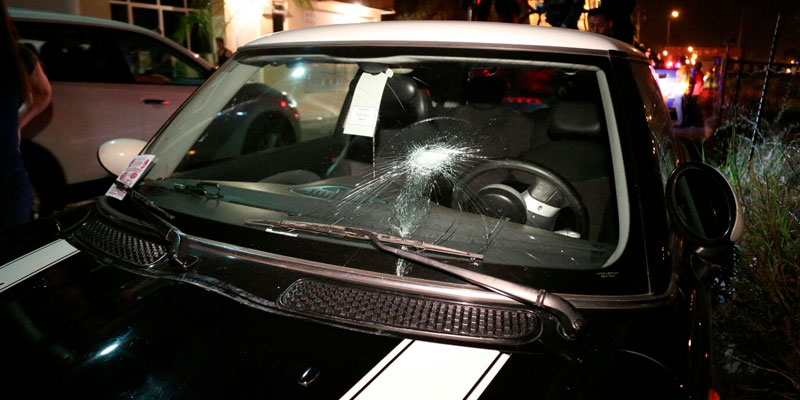 porra-Pumas-daña-vehiculos-3