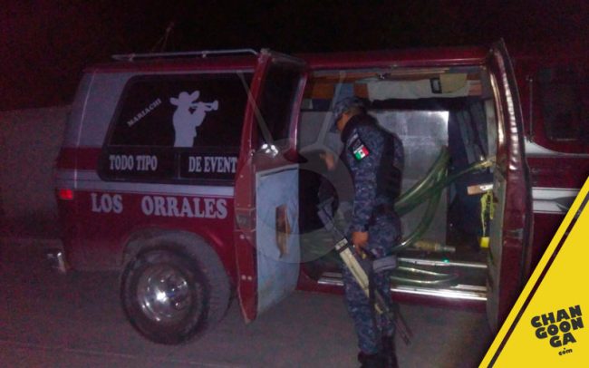 camioneta-mariachis-Tarimbaro