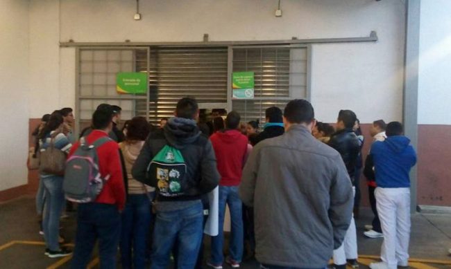 cierre-Aurrera-Patzcuaro-2