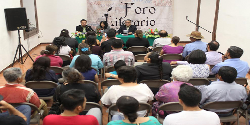 foro-literario-libro-Uruapan