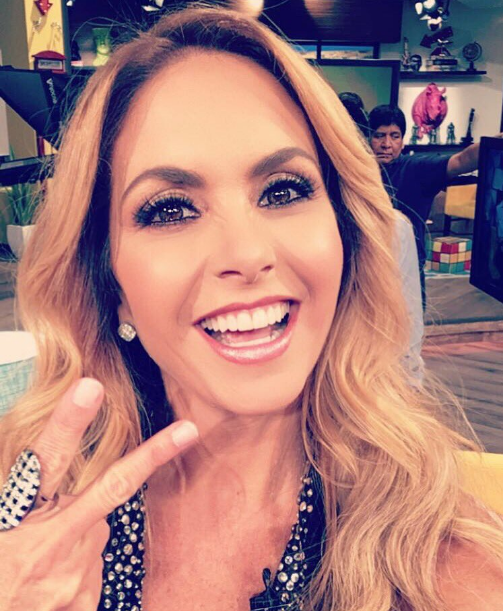 Lucero regresa Televisa