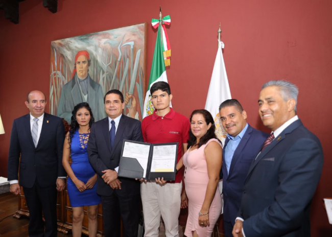 Trinidad Rico Vázquez Cobaem Silvano Aureoles Michoacan