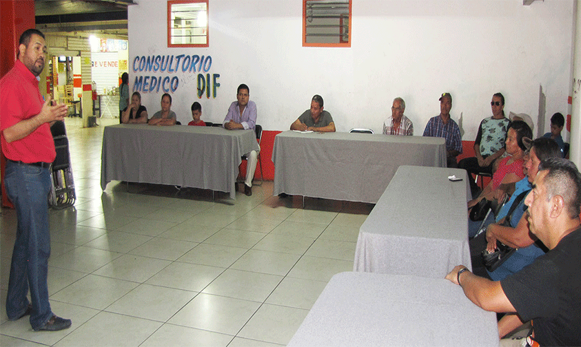 capacitan-comerciantes-talleres-Uruapan
