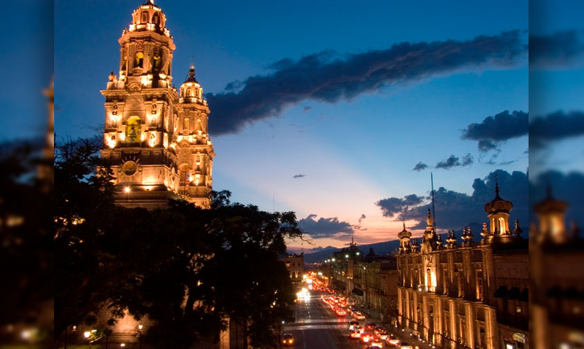 Catedral-de-Morelia-avenida-Madero