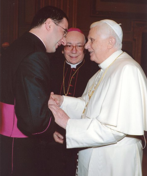 Luigi Capozzi Papa Papa Benedetto XVI