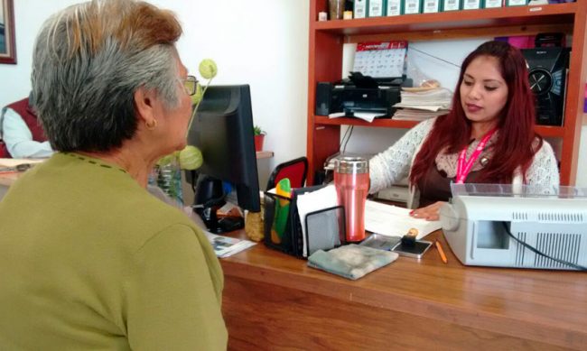 adultos-mayores-oficina-7