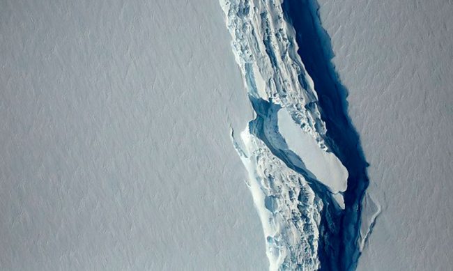 iceber-Antartida-desprende-3