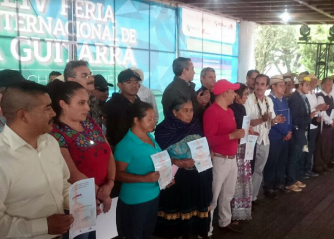 Entrega IAM Premios A Ganadores De Concursos Artesanales De Paracho