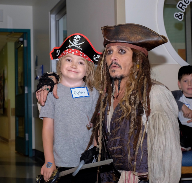Johnny Depp-British Childrens Hospital Jack Sparrow
