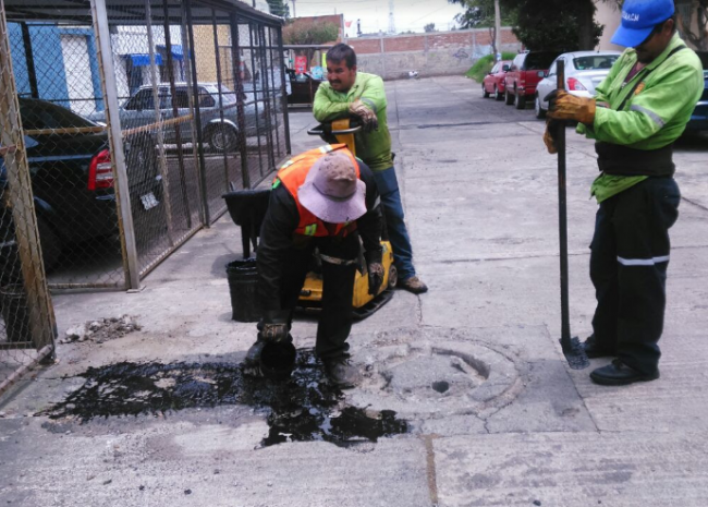 Permanentes, tareas de bacheo en los 4 sectores Morelia