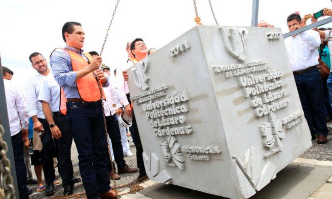 Silvano-Aureoles-LC-1