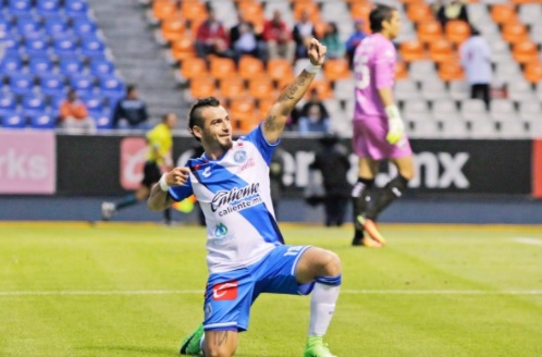 21 sept futbolista puebla Carlos Salom