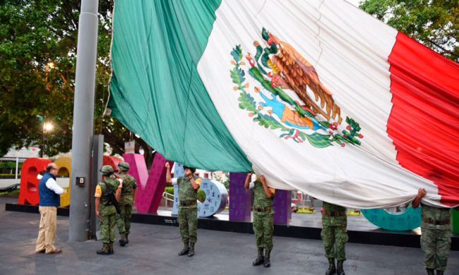 Bandera-media-asta-Morelos