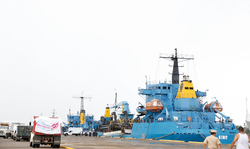 Marina-apoyo-damnificados-puerto-Lázaro-Cárdenas