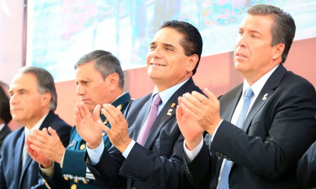 Silvano-Aureoles-2