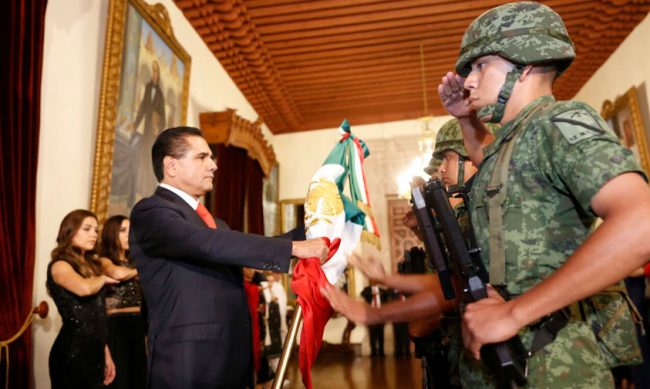 Silvano-Aureoles-Grito-Independencia-3