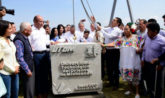 Silvano-Aureoles-UTOM