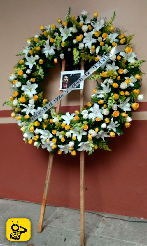 ofrenda-floral-Osbaldo-Esquivel-Lucatero-CongresO-2