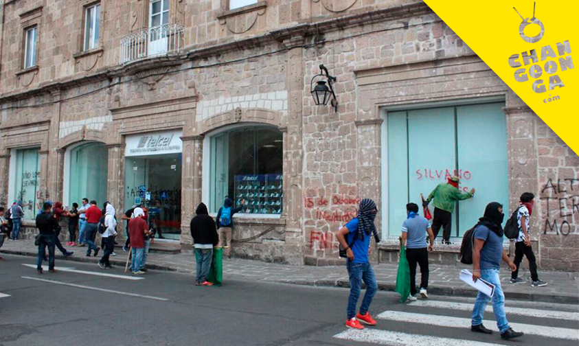 Ayuntamiento Reprueba Pintas Por Manifestantes En El Centro Histórico De Morelia