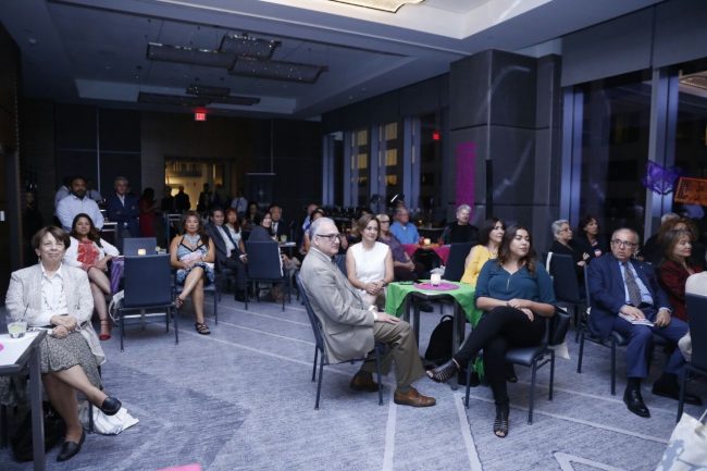 Presentan a turoperadores extranjeros las raíces de Michoacán