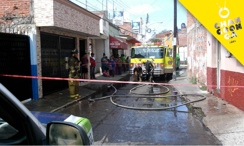 Zamora-bomberos-salvar-discapacitado-incendio