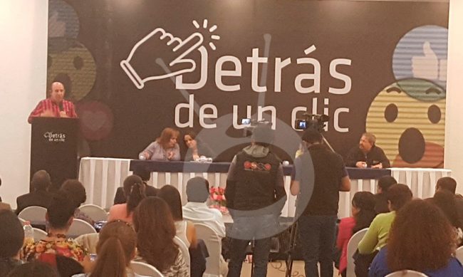detrás-de-un-clic