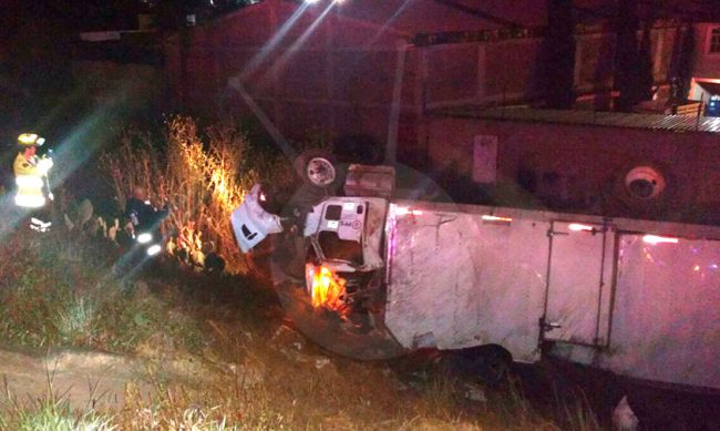 Camion-torton-Accidente-Patzcuaro