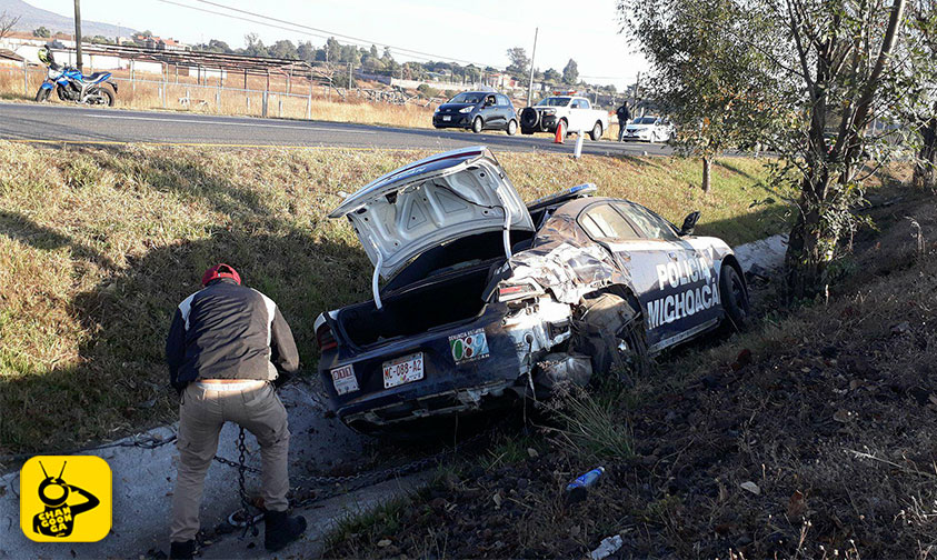 patrulla-policía-Michoacán-volcar-lesionados