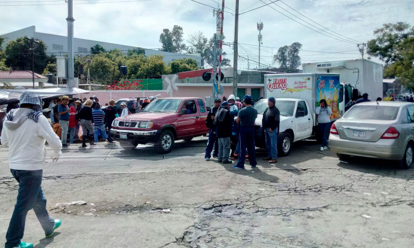 CNTE-bloqueo-vías-tren-Michoacán