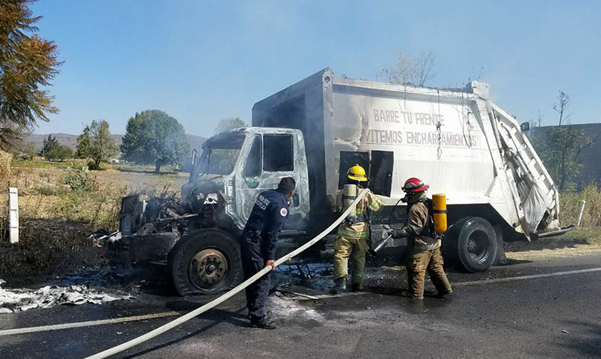 camión-basura-quemado-Zamora