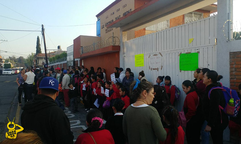 Manifestacion Morelia Escuela