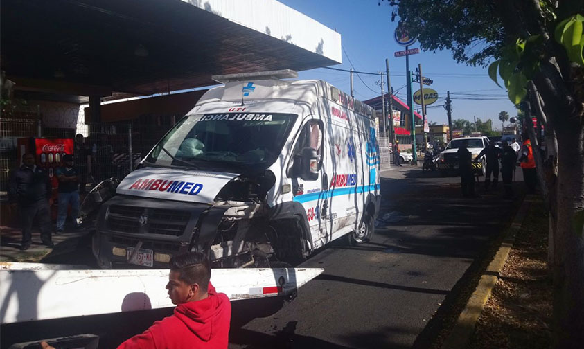 ambulancia choque Morelia