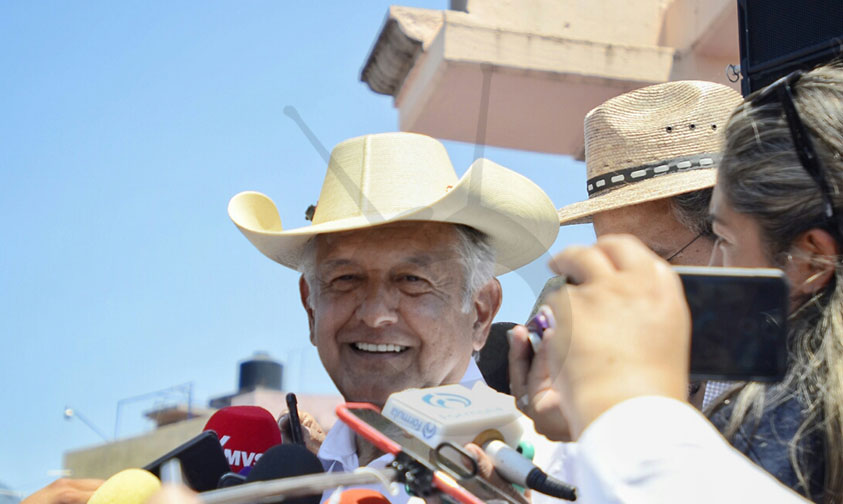 AMLO cárcel gobernadores Zitácuaro