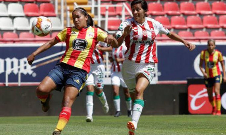 Monarcas femenil Necaxa