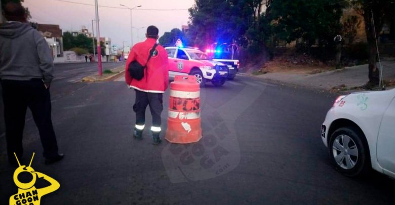 #Michoacán Tiran Cuerpo Sin Vida Afuera De Cuartel Militar