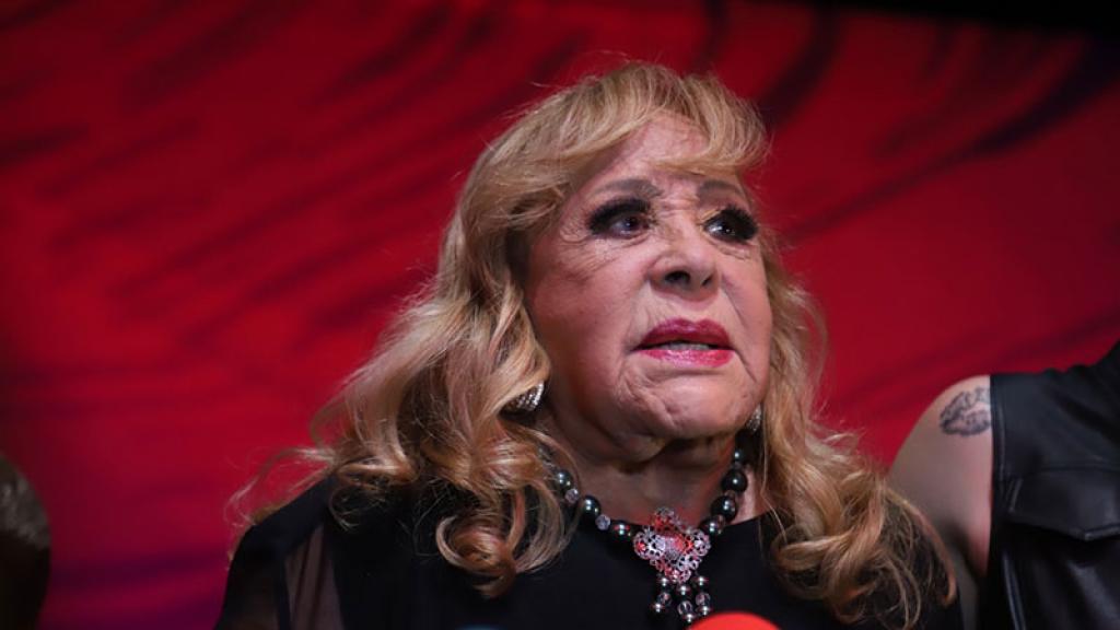 Internan A Silvia Pinal De Emergencia Por Fuerte Accidente