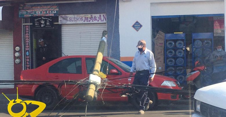 #Morelia Poste Caído Causa Cierre De Circulación En Avenida Michoacán