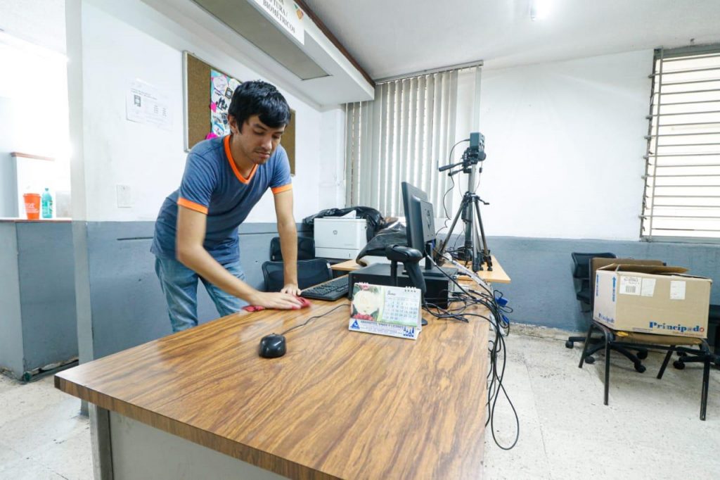 Uruapan Limpian Oficina Relaciones Exteriores Para Reapertura Noticias de