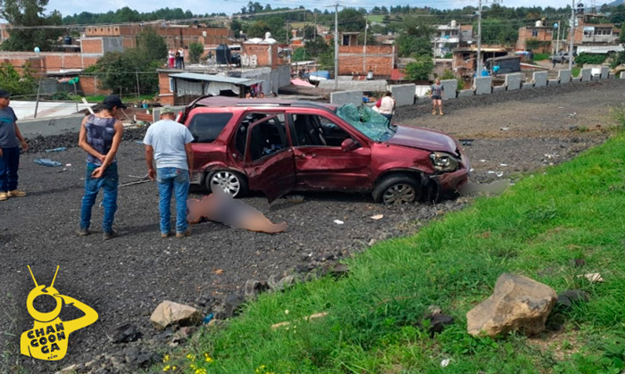 #Michoacán Chofer Imprudente Provoca Accidente En La Siglo XXI, 1 Muerto Y 2 Heridas