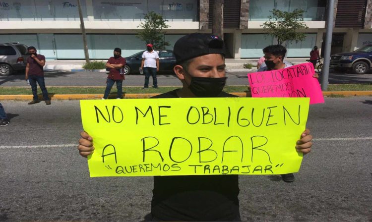 Pasa En México,"No Me Obliguen A Robar", Amagan Para Que Reabran Negocios 
