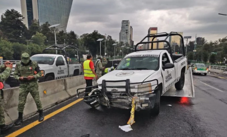 #Video Camioneta De Guardia Nacional Derrapa Y Elementos Salen Volando