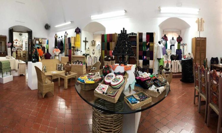 #Morelia Reabren Tienda De La Casa De Las Artesanías 