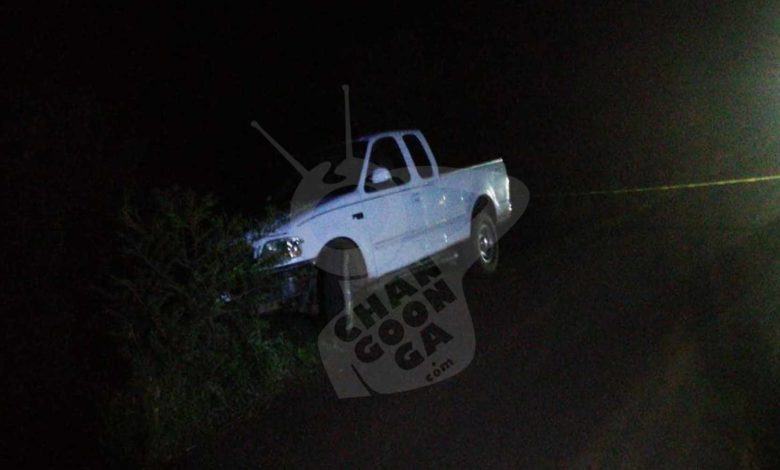 Hallan Cádaver Maniatado Dentro De Camioneta En Tangancícuaro