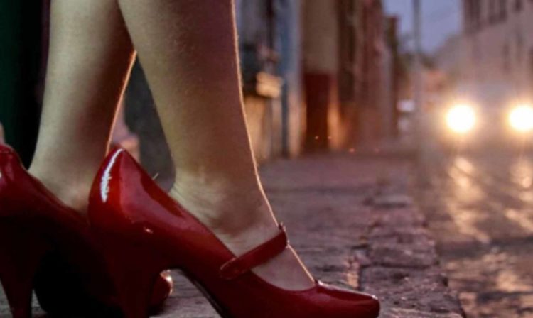 Pasa En México: Mujer Prostituía A Su Hija De 9 Años